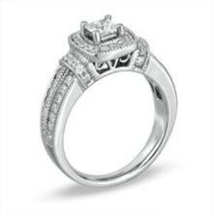 14K White Gold diamond engagement ring, with 1 ct. t.w. of diamonds.